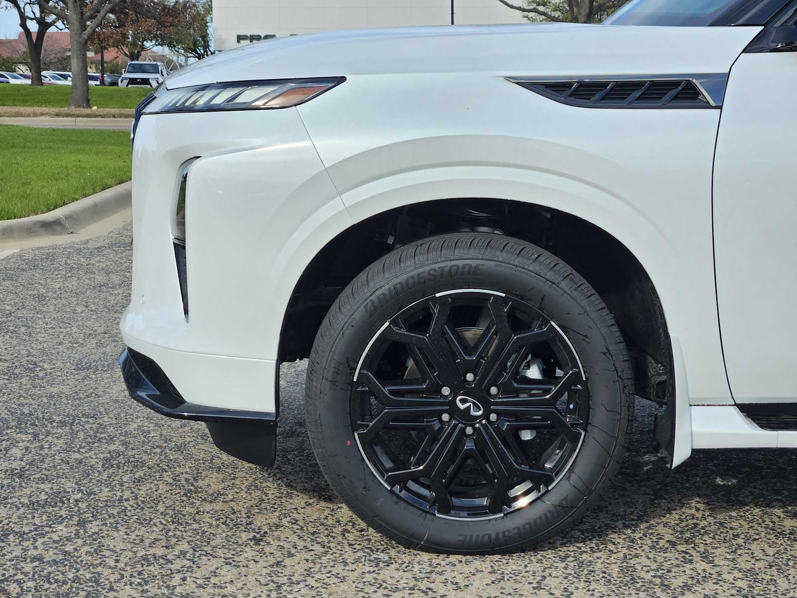 2026 INFINITI QX80 Sport - Photo 5