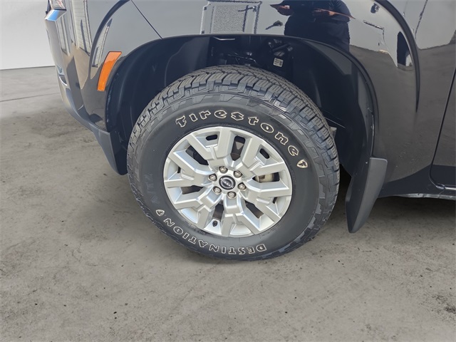 2022 Nissan Frontier SV photo 13
