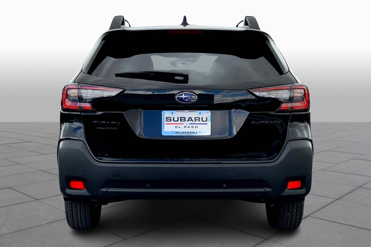 2025 Subaru Outback Onyx Edition photo 4