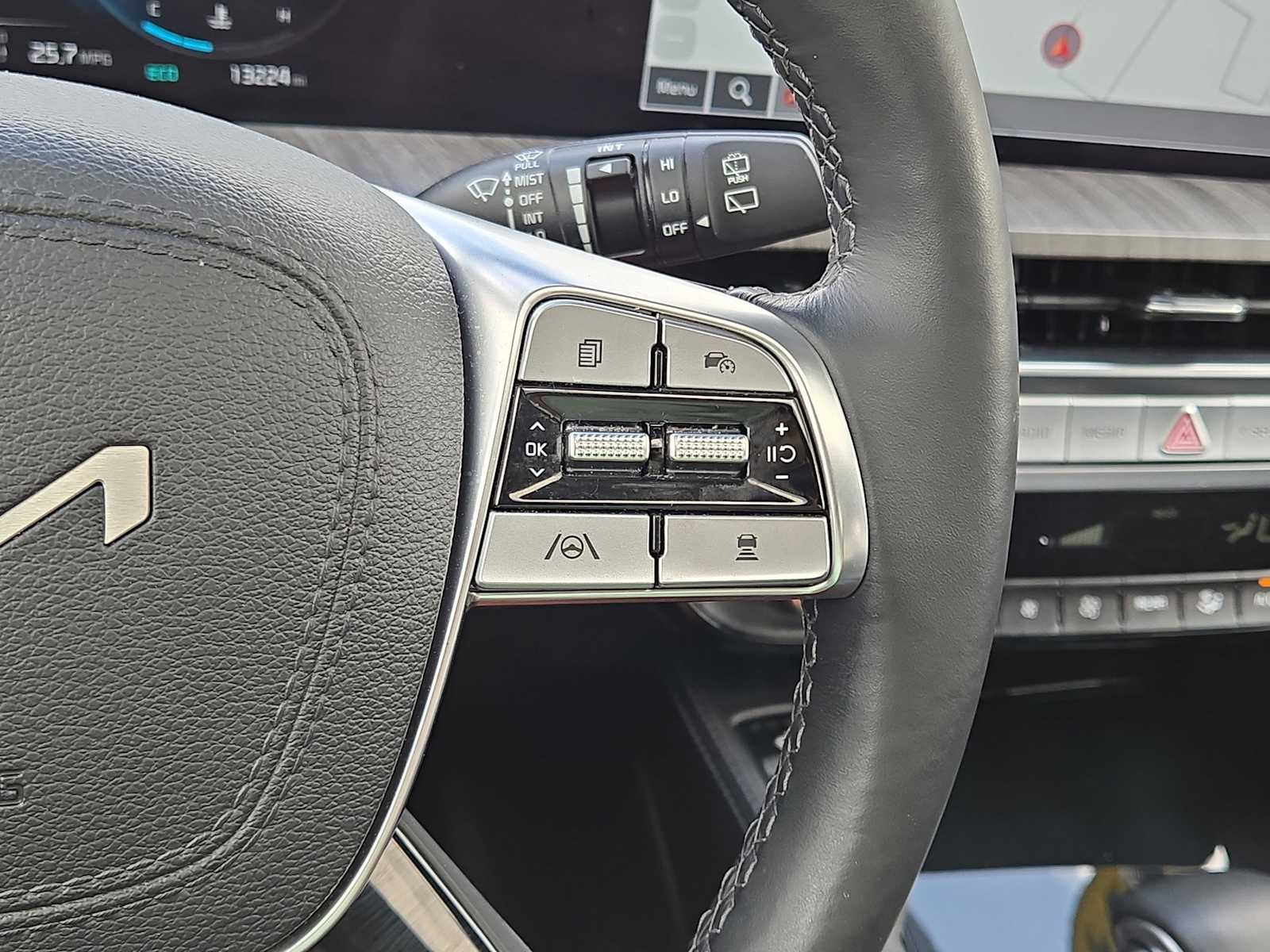 2024 Kia Telluride SX photo 26