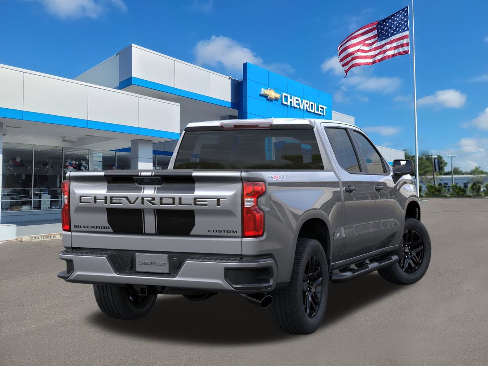 2026 Chevrolet Silverado 1500 Custom photo 2