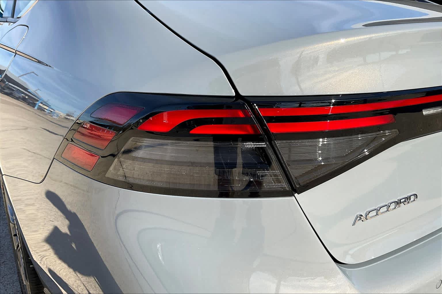 2025 Honda Accord Hybrid EX-L photo 13