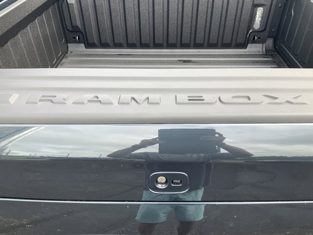 2026 Ram 1500 Laramie photo 4