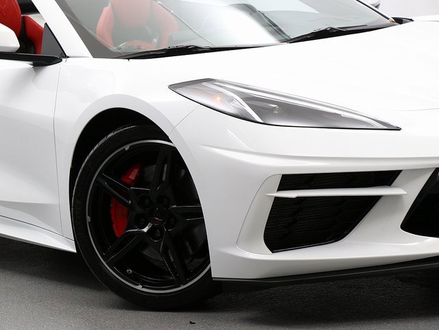 2023 Chevrolet Corvette Stingray 2LT photo 3