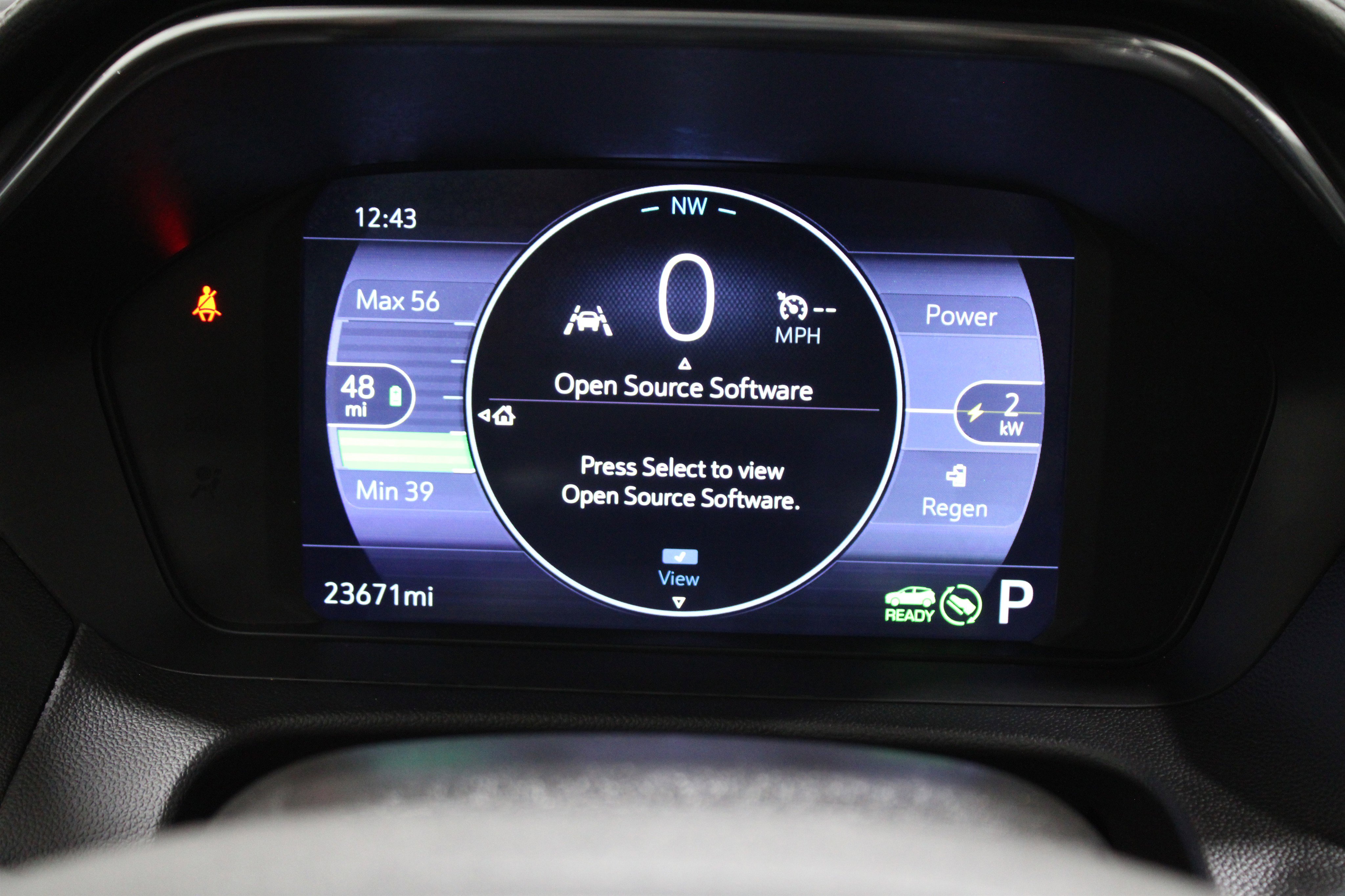 2023 Chevrolet Bolt EUV photo 4
