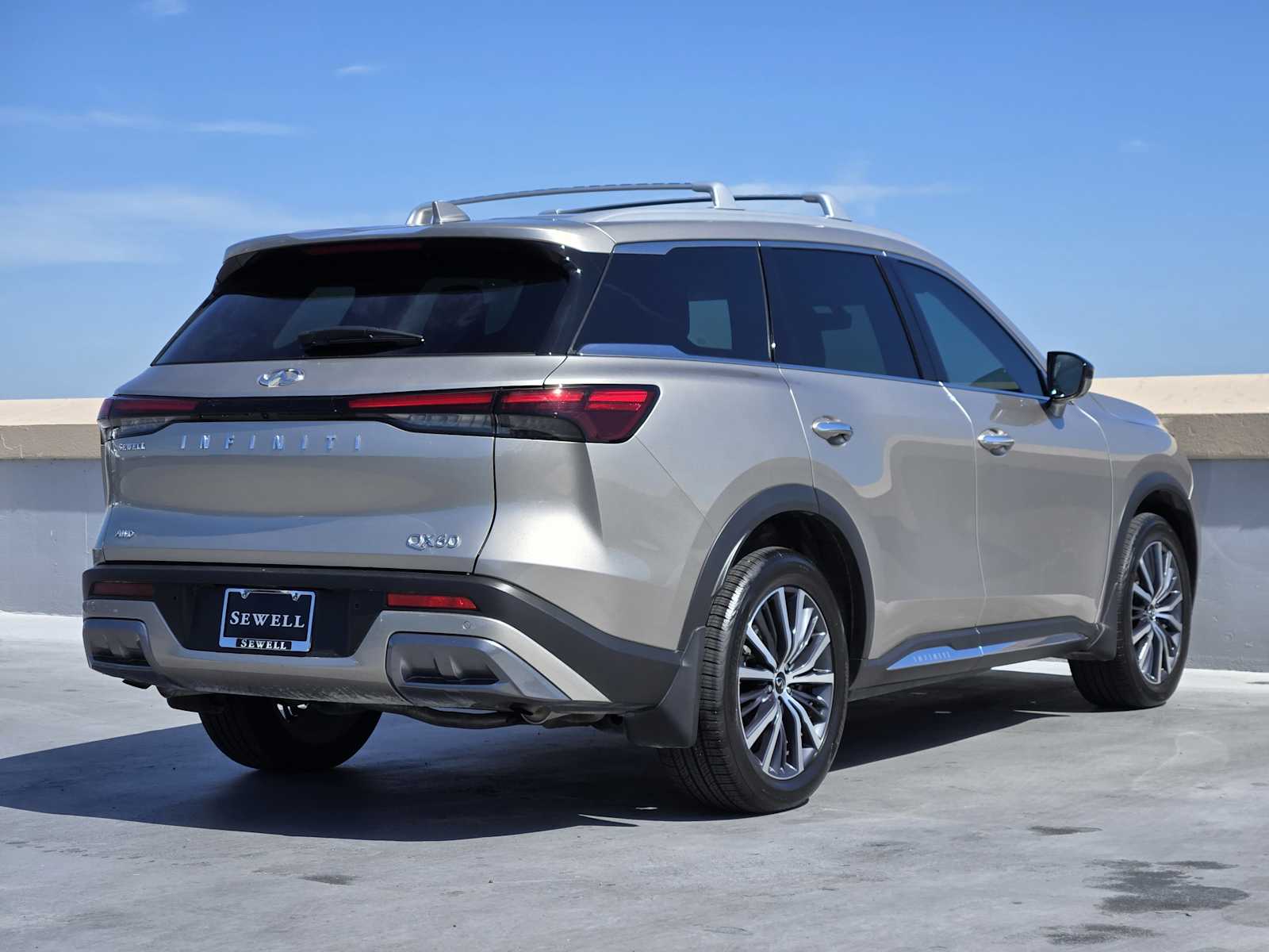 2025 Infiniti QX60 Sensory photo 5
