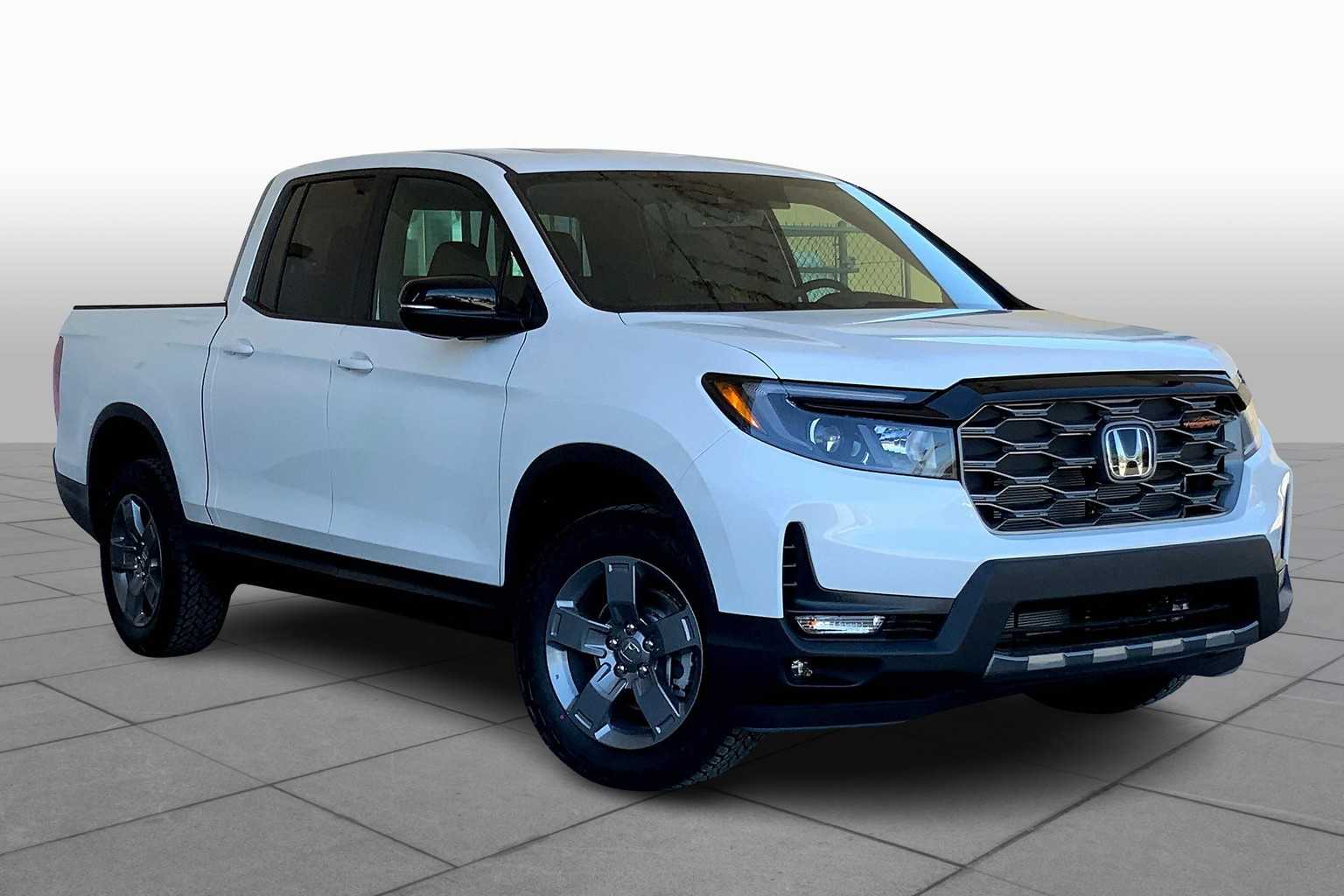 2025 Honda Ridgeline TrailSport photo 2