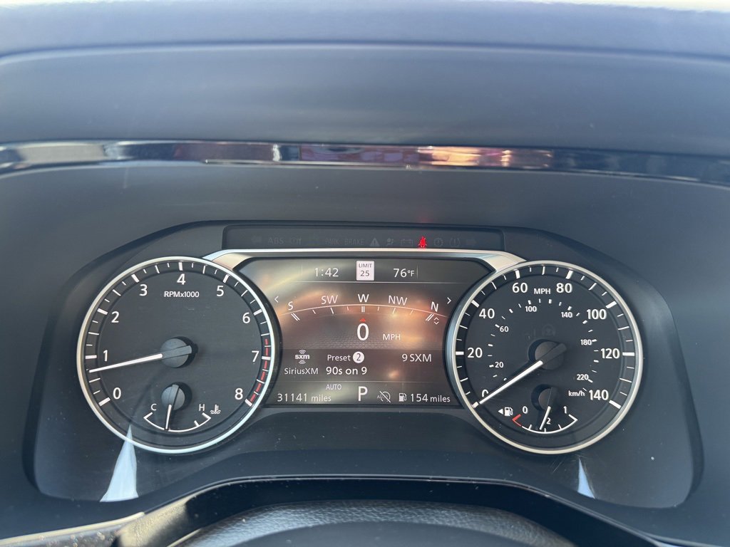 2023 Nissan Pathfinder SL photo 17