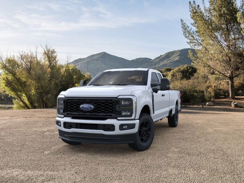 2025 Ford F-350 XL photo 2