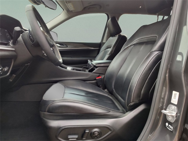2023 Jeep Grand Cherokee Limited photo 24