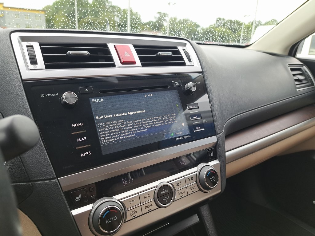 2017 Subaru Outback 2.5i Limited photo 16