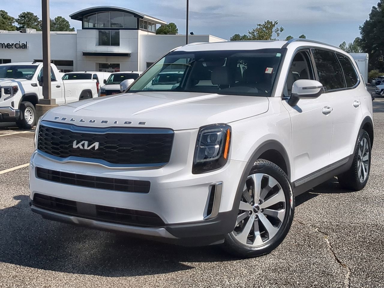 2022 Kia Telluride EX's photo