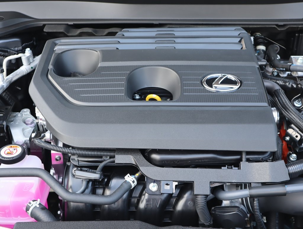 2025 Lexus UX photo 9