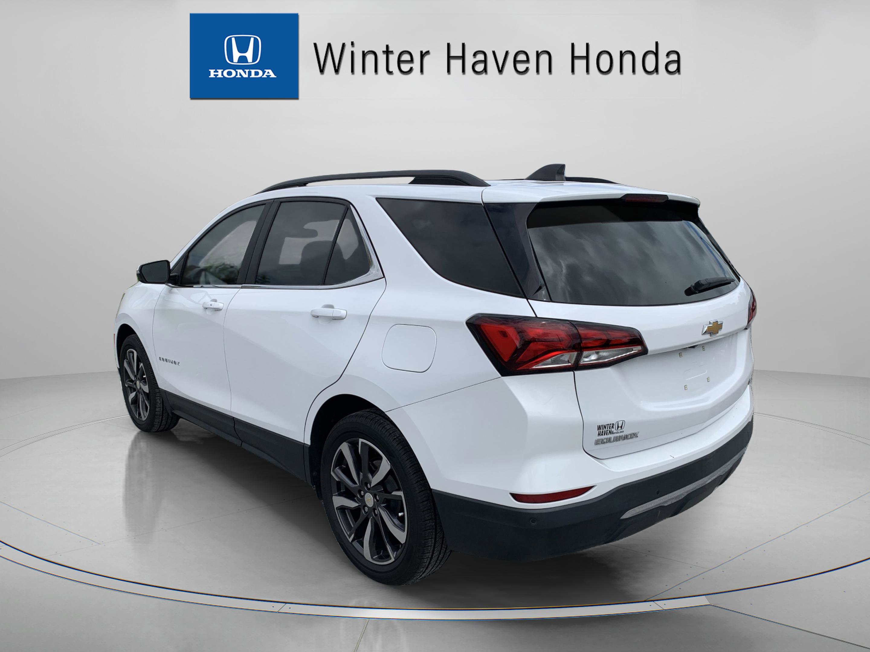 2022 Chevrolet Equinox LT photo 4