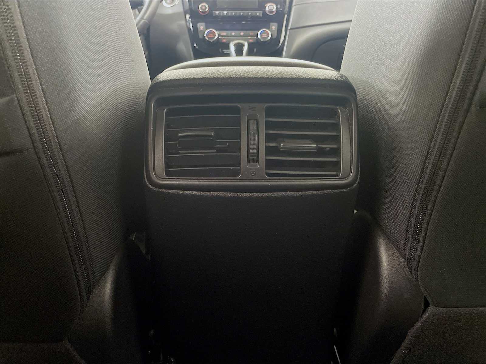 2017 Nissan Rogue SV photo 22