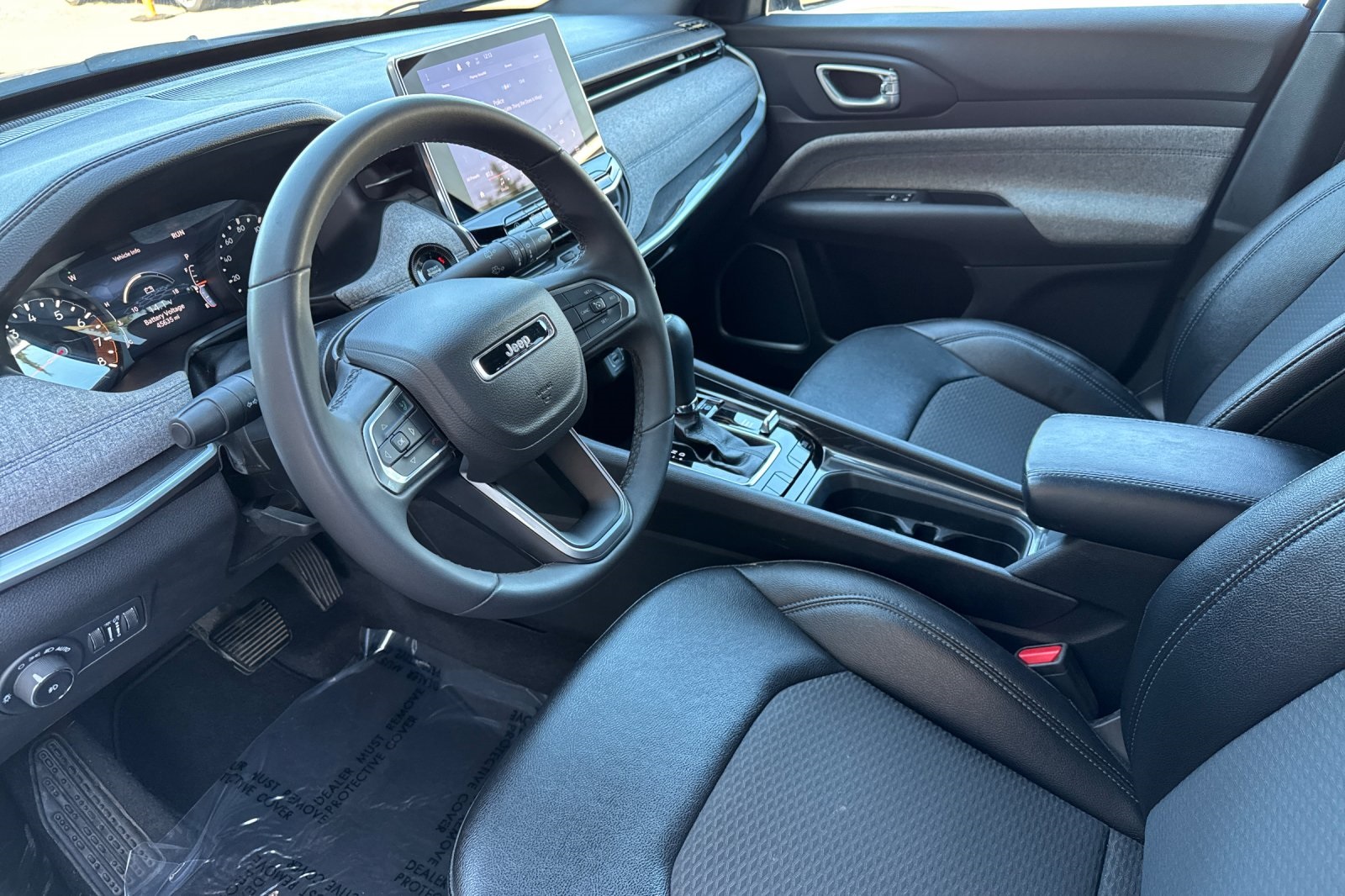 2024 Jeep Compass Latitude photo 10