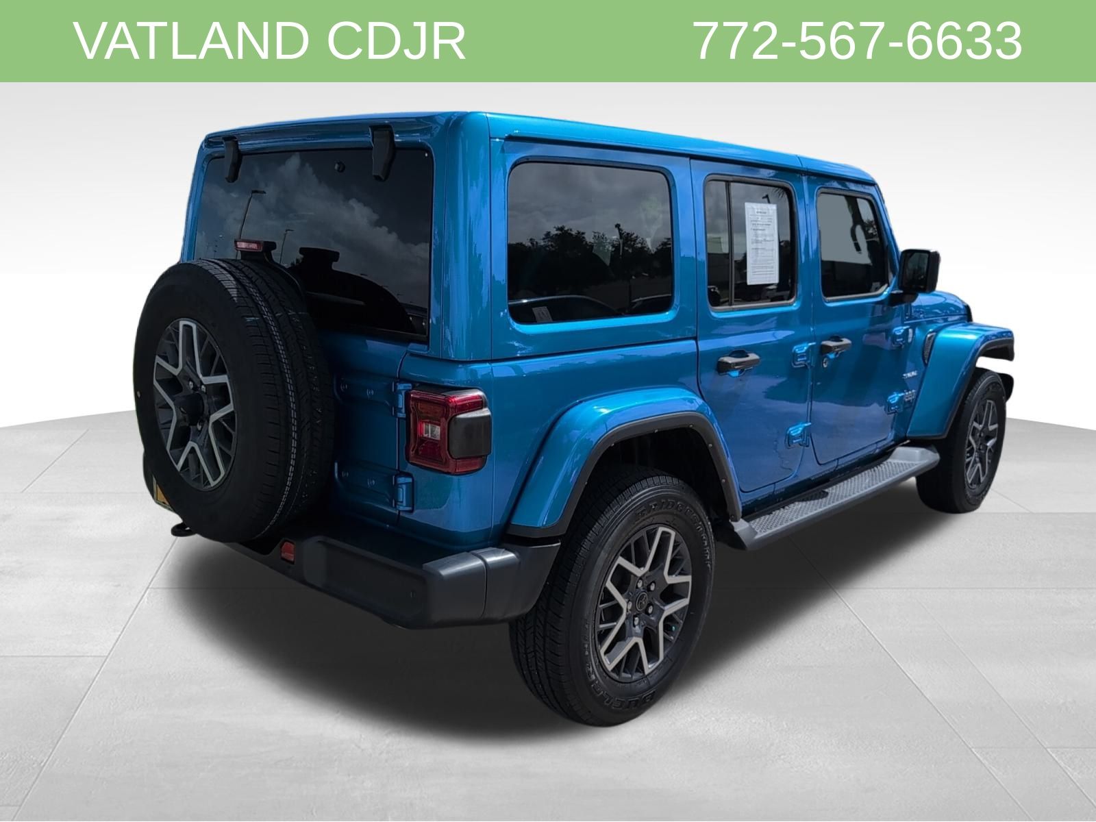 2024 Jeep Wrangler Sahara photo 7