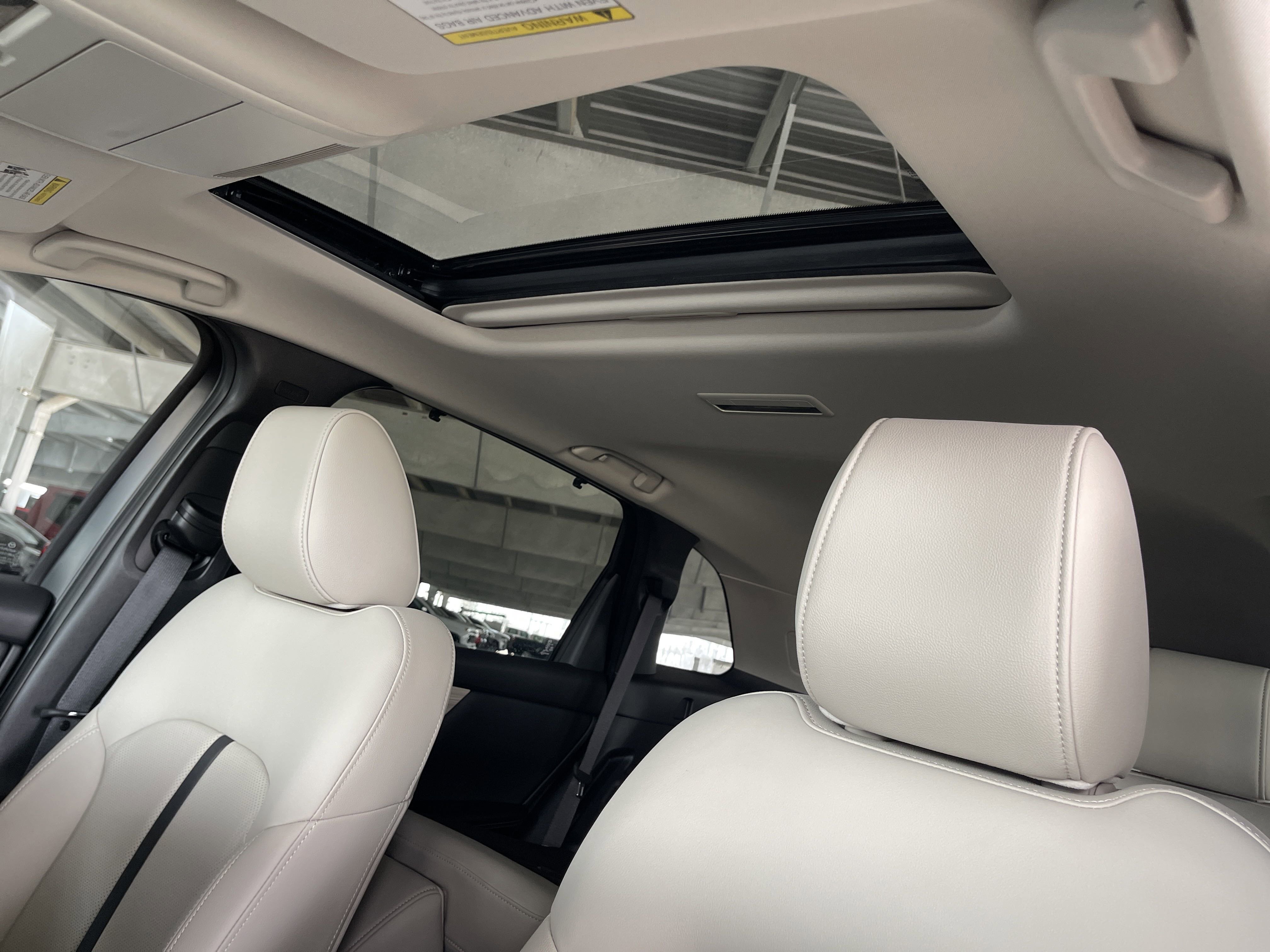 2025 Mazda CX-90 Plug-in Hybrid Preferred photo 4