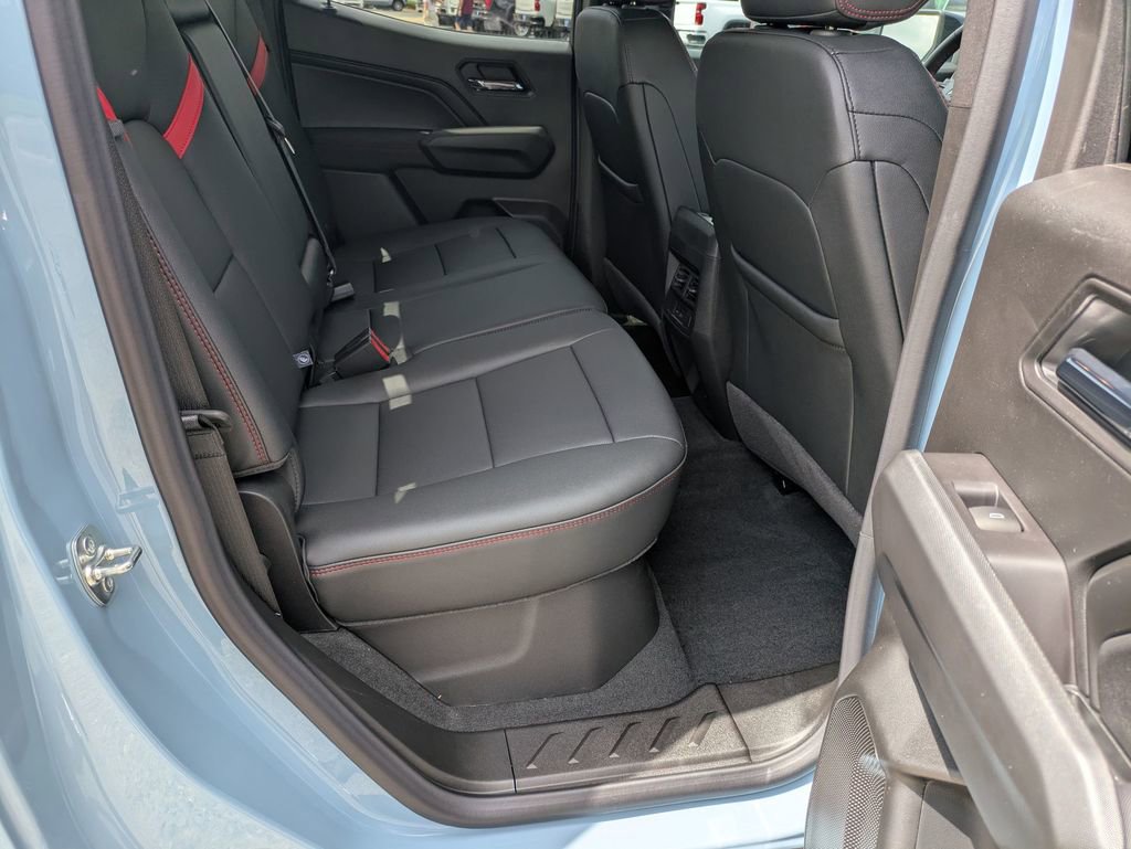 2025 Chevrolet Colorado Z71 photo 28