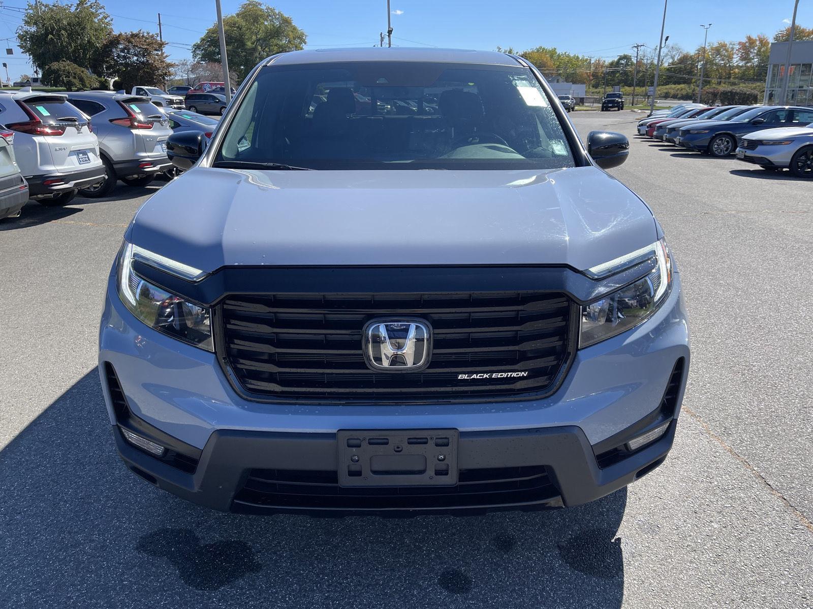 2022 Honda Ridgeline Black Edition photo 15
