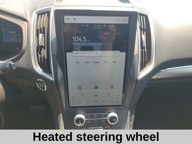 2024 Ford Edge Titanium photo 7