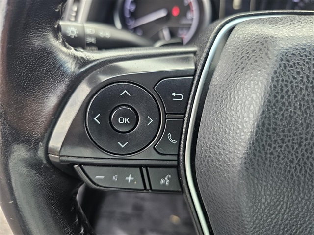 2018 Toyota Camry SE photo 24