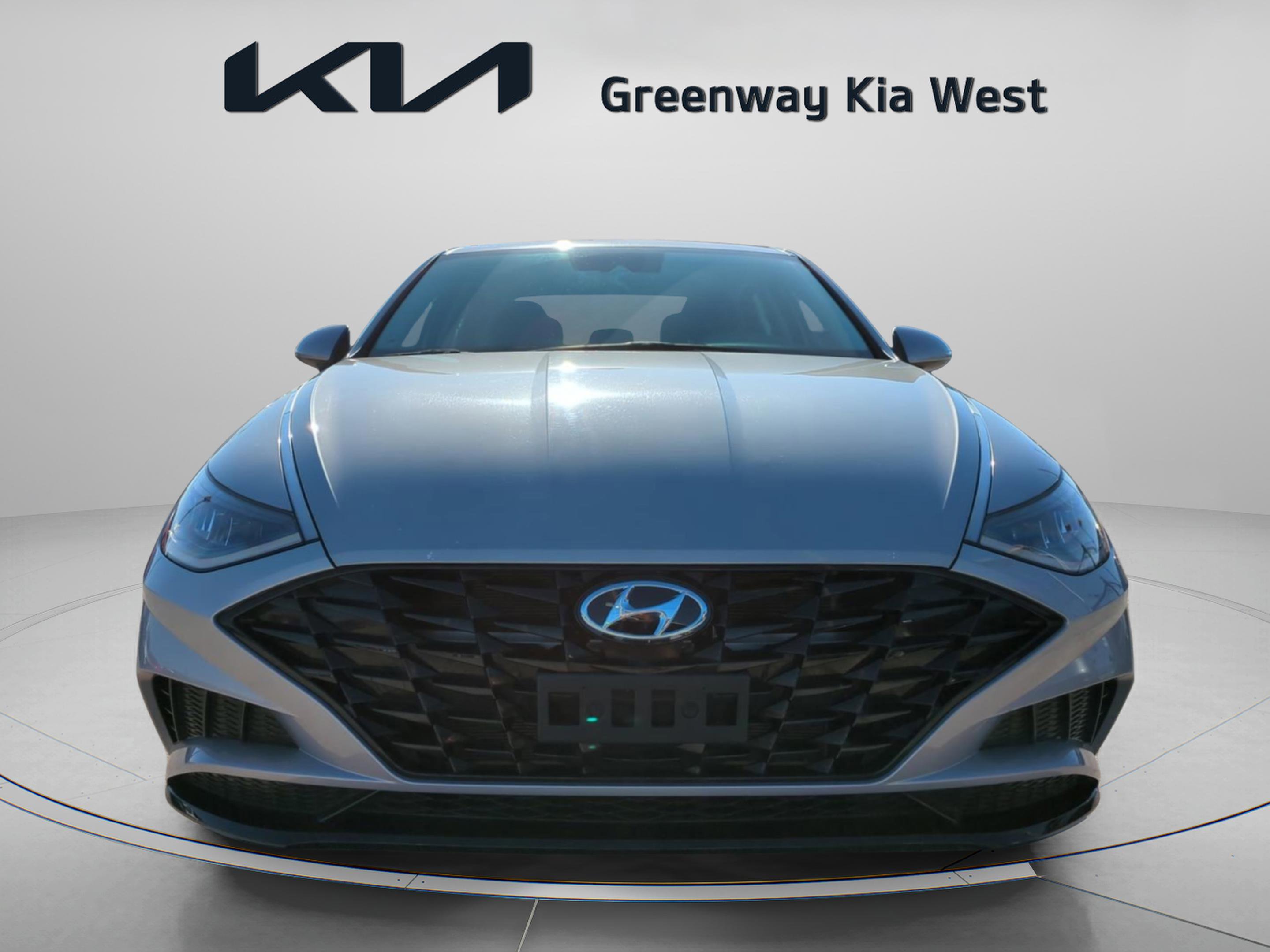 2023 Hyundai Sonata SEL photo 2