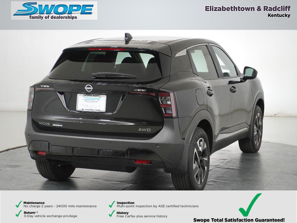 2025 Nissan Kicks SV photo 3