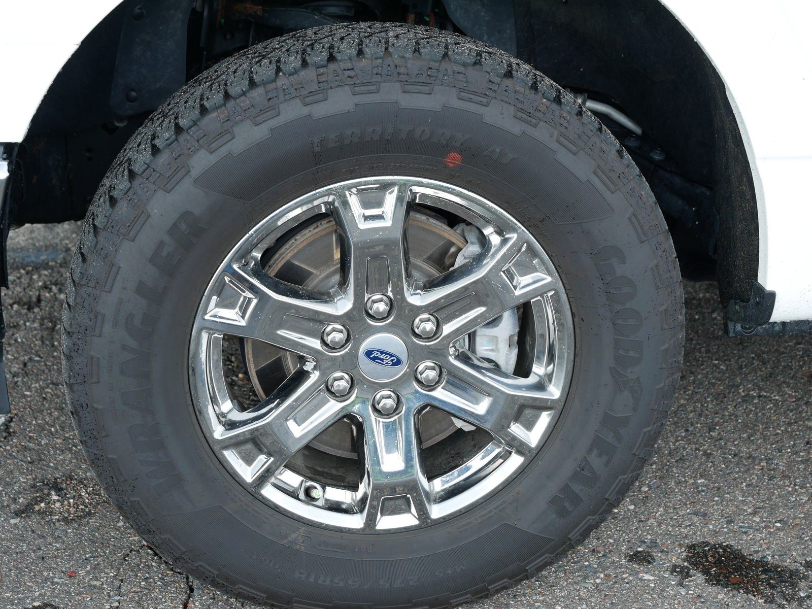 2023 Ford F-150 Lariat photo 9