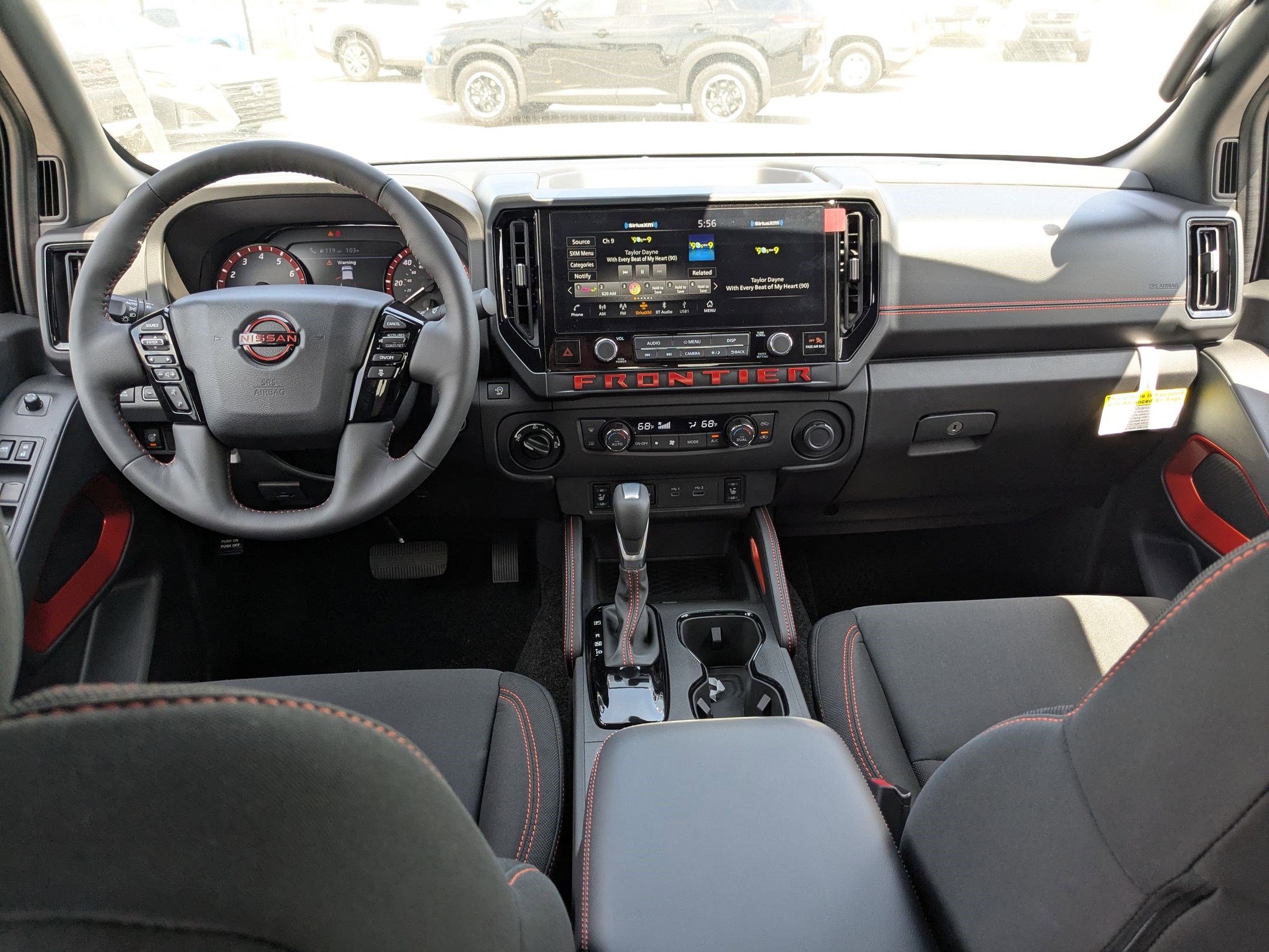 2025 Nissan Frontier Crew Cab PRO-4X photo 15