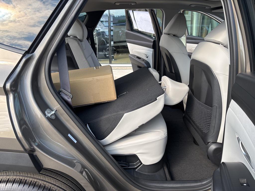 2025 Hyundai Tucson Hybrid SEL Convenience photo 11