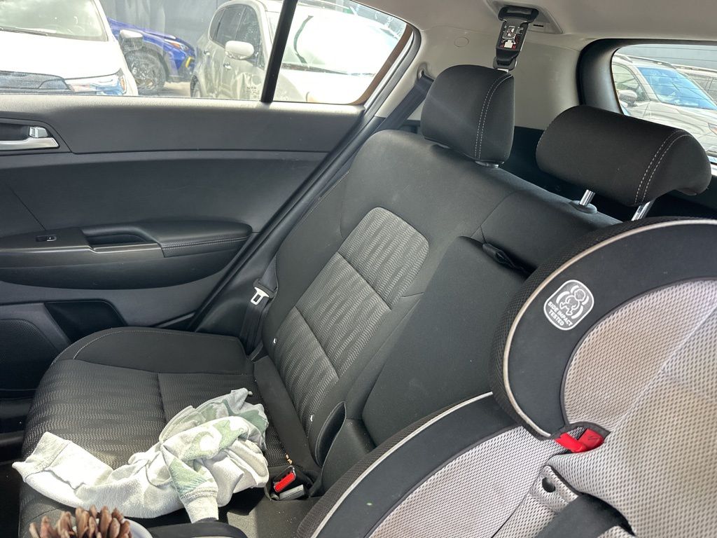 2017 Kia Sportage LX photo 13