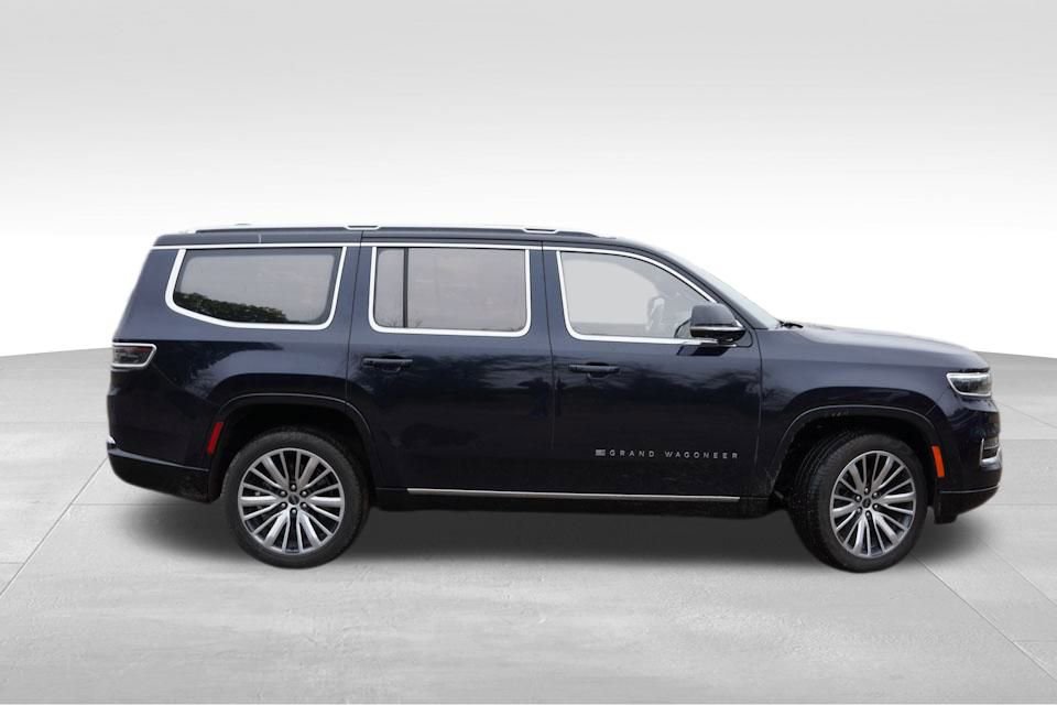 2024 Jeep Grand Wagoneer III photo 2