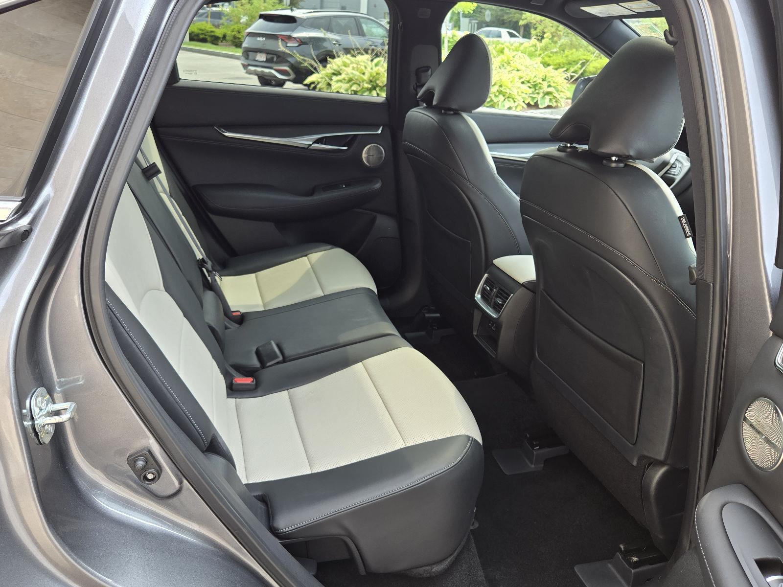 2025 Infiniti QX55 Essential photo 17