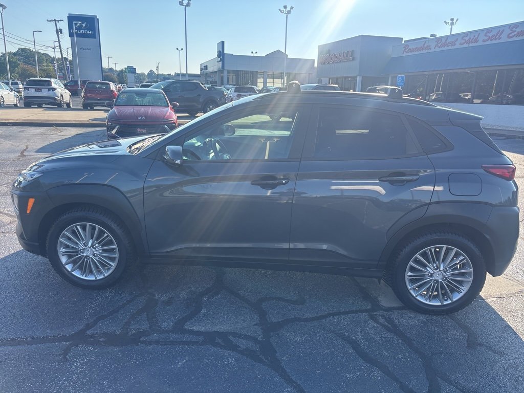 2020 Hyundai Kona SEL photo 3