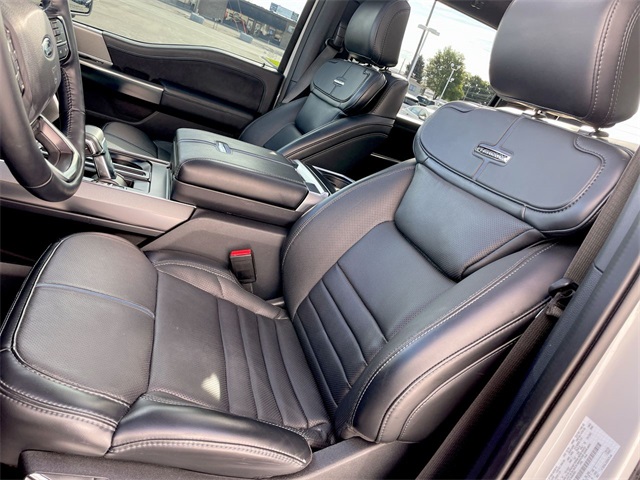 2024 Ford F-150 Platinum photo 4
