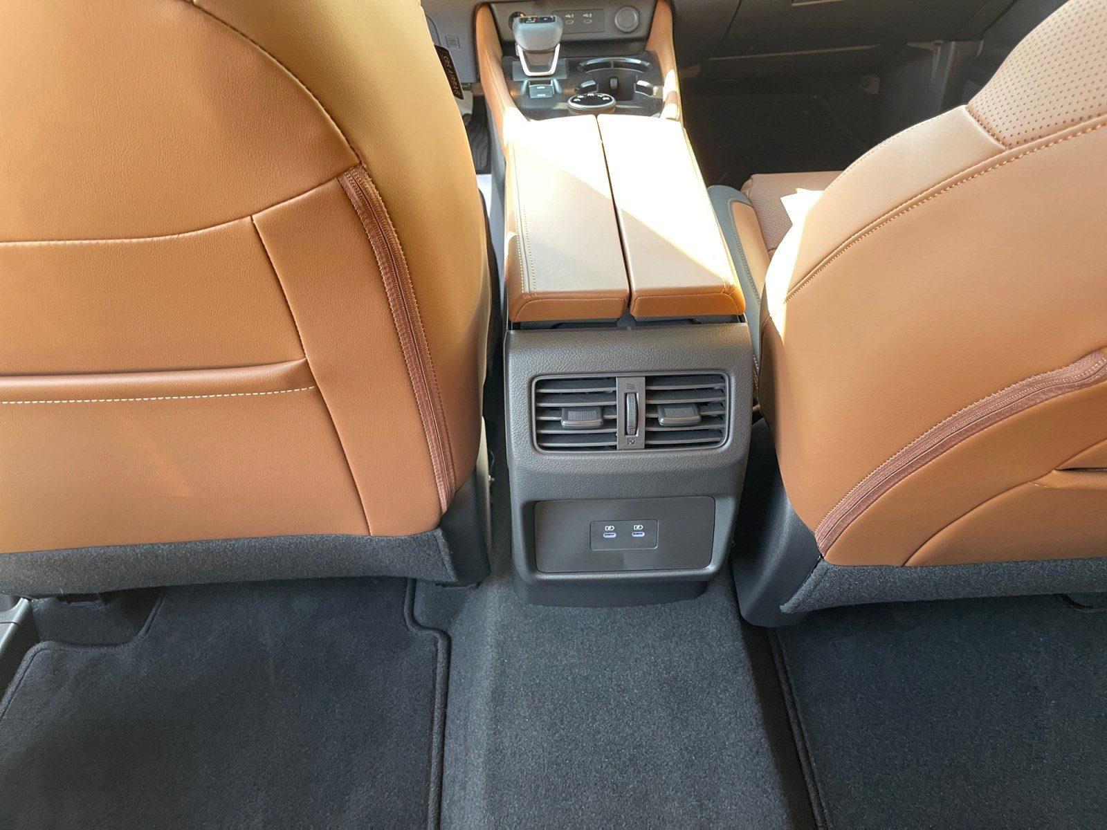 2025 Nissan Rogue Platinum photo 18