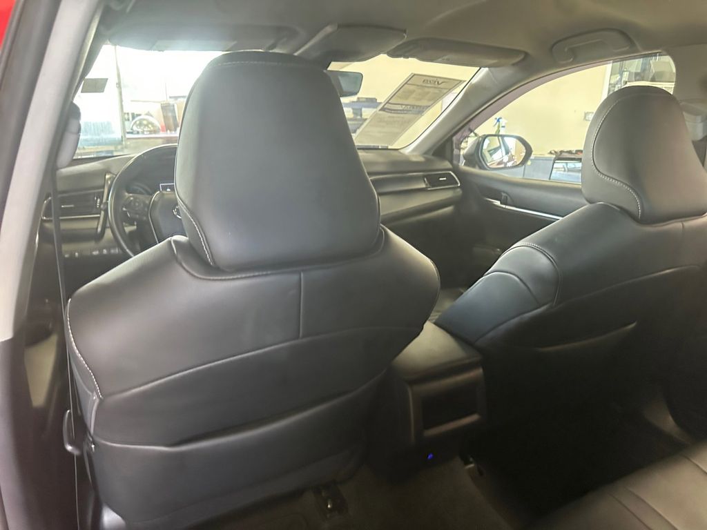 2023 Toyota Camry SE photo 15