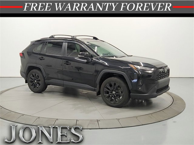 2022 Toyota RAV4 XLE Premium's photo