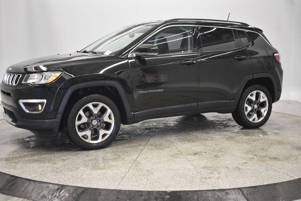 Used 2019 Jeep Compass Limited with VIN 3C4NJDCB0KT749975 for sale in Coon Rapids, Minnesota