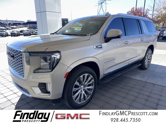 2021 GMC Yukon XL Denali's photo