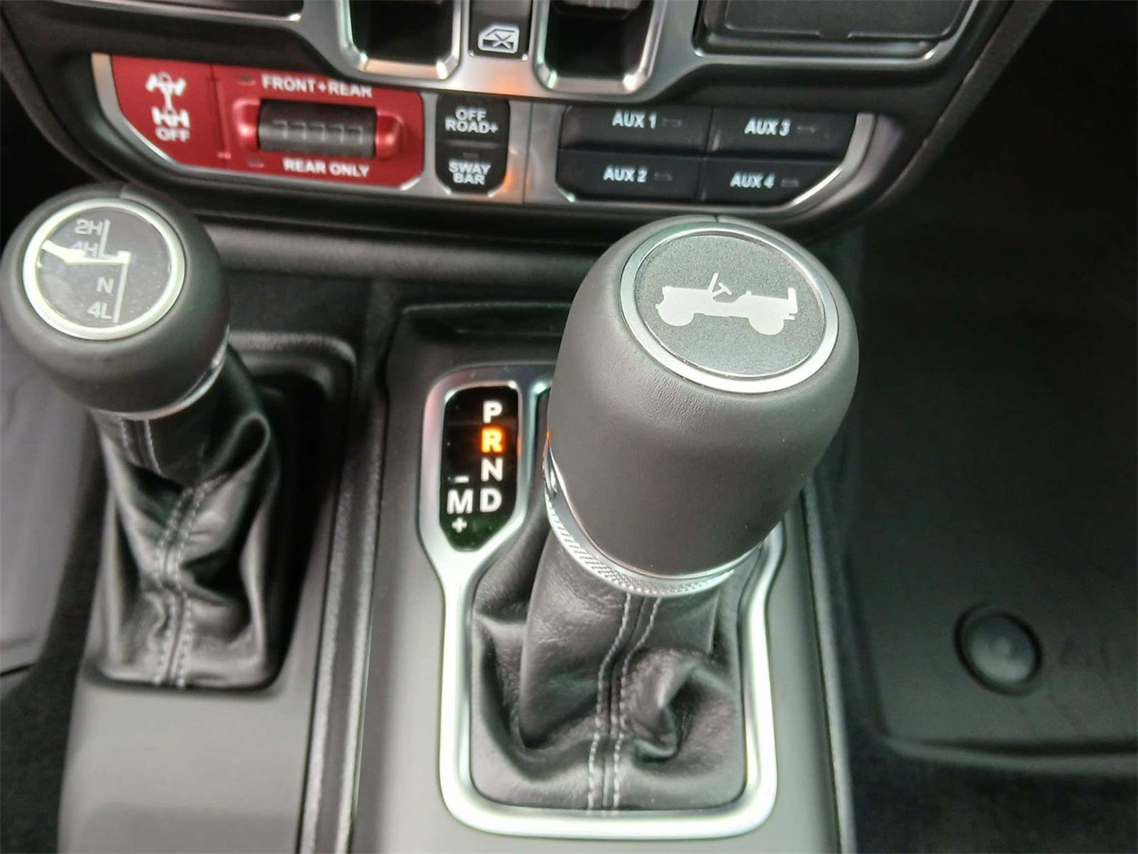 2025 Jeep Wrangler Rubicon photo 19