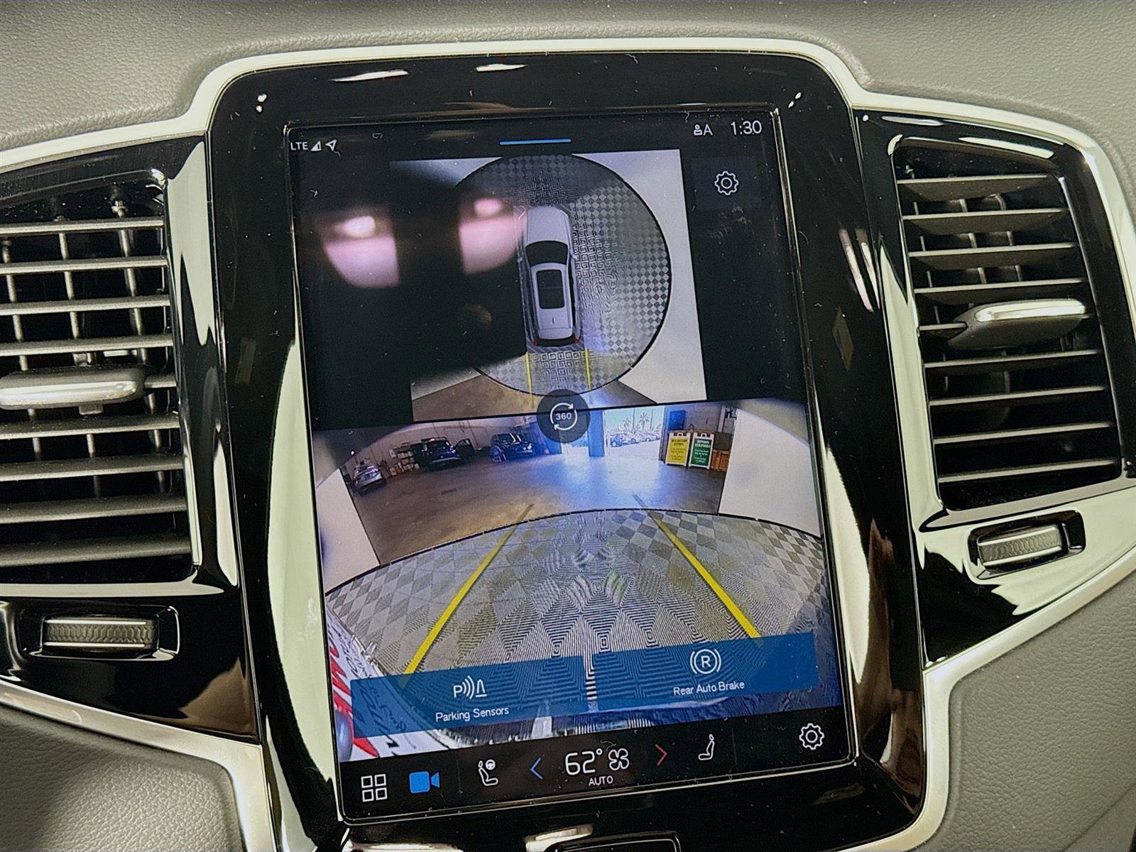 2024 Volvo XC90 Ultimate photo 15
