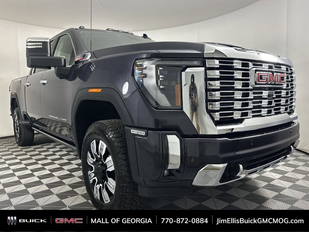 2025 GMC Sierra 2500HD Denali's photo