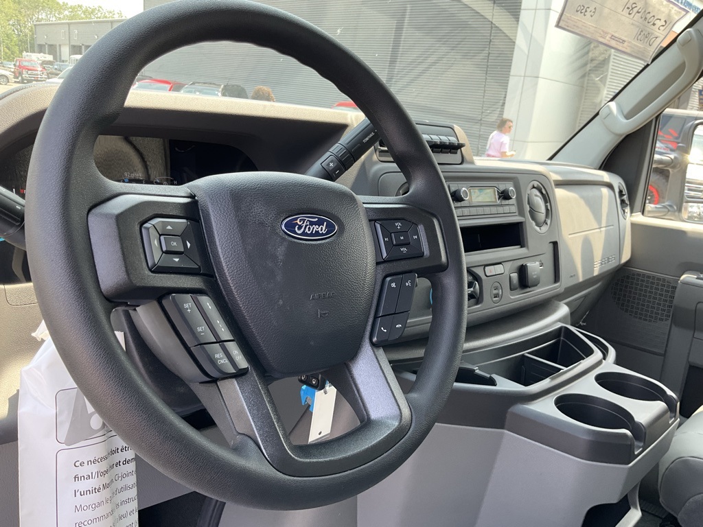 2025 Ford E-350 Base photo 3