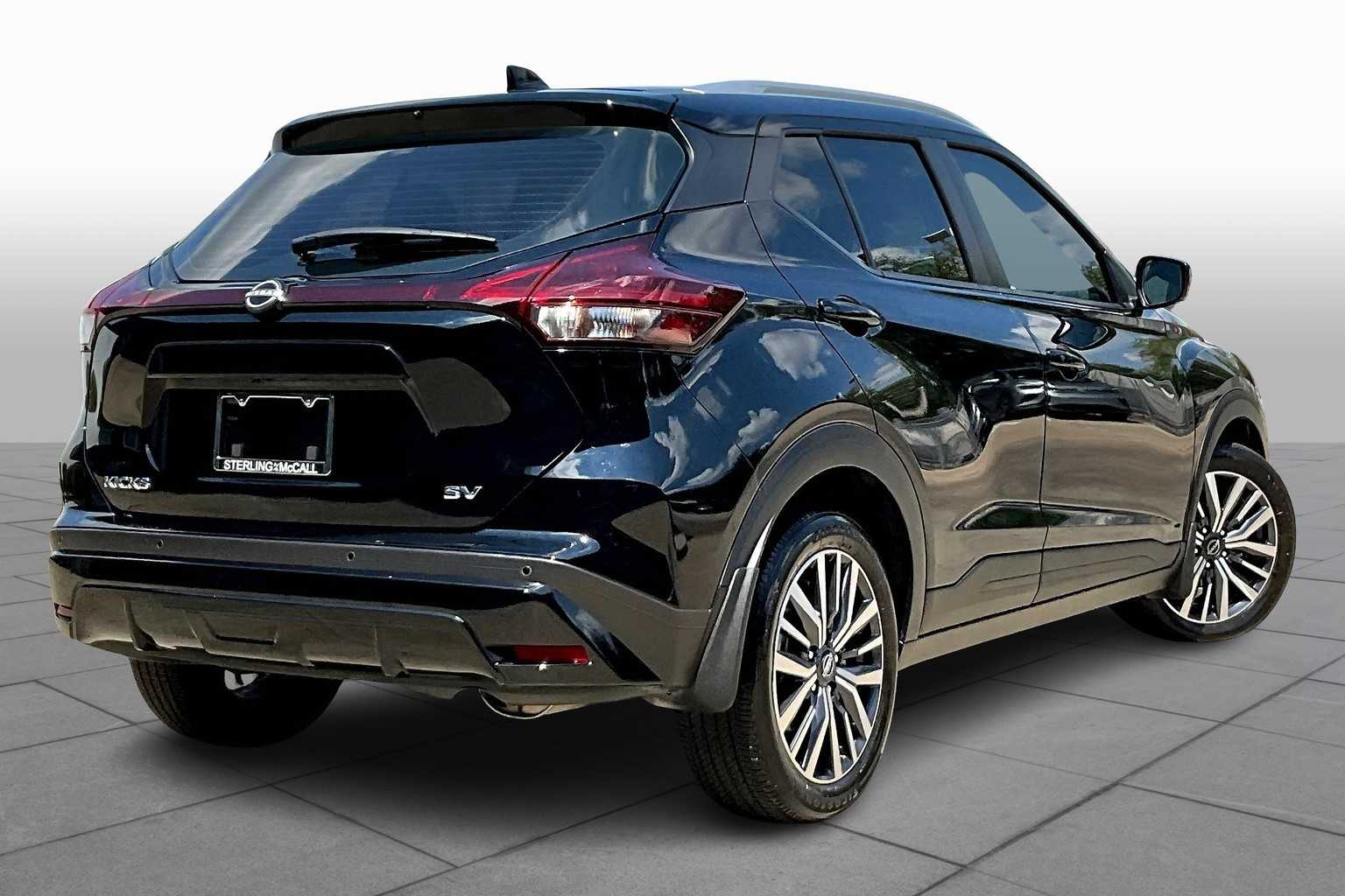2024 Nissan Kicks SV photo 11