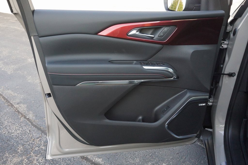 2026 Chevrolet Traverse Z71 photo 25