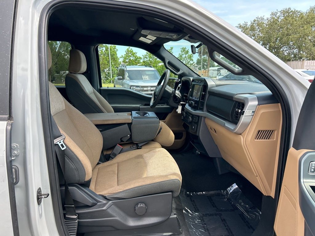 2023 Ford F-150 XLT photo 33