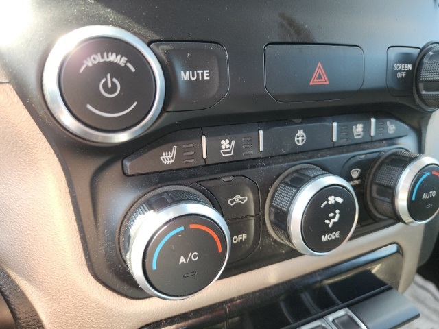 2021 Ram 1500 Laramie photo 4