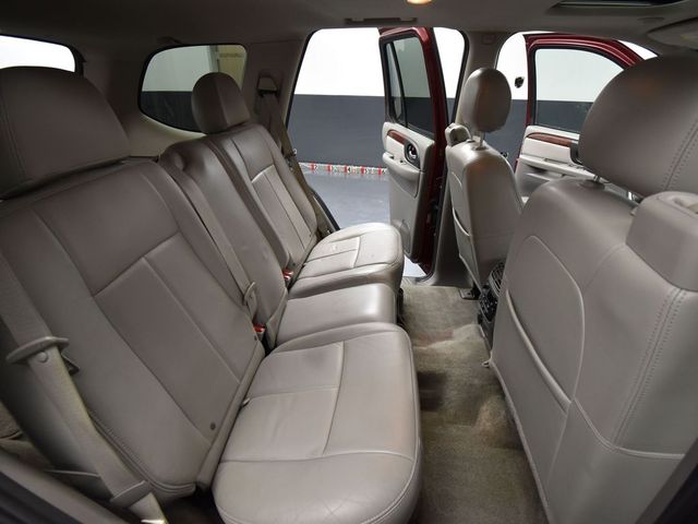 2009 Gmc Envoy Denali photo 34